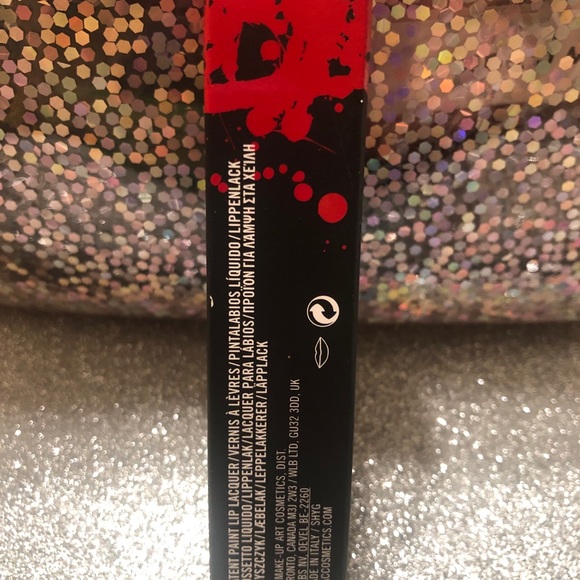 BNIB! MAC Patent Paint Lip lacquer Latex Love 592 - Picture 5 of 6